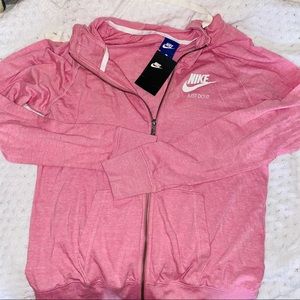 ✔️NWT NIKE JACKET✔️
